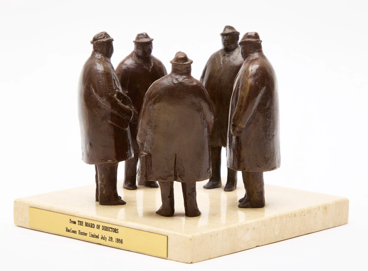 William Hodd McElcheran, Businessmen in Conversation, bronze, 1985 - view 3
