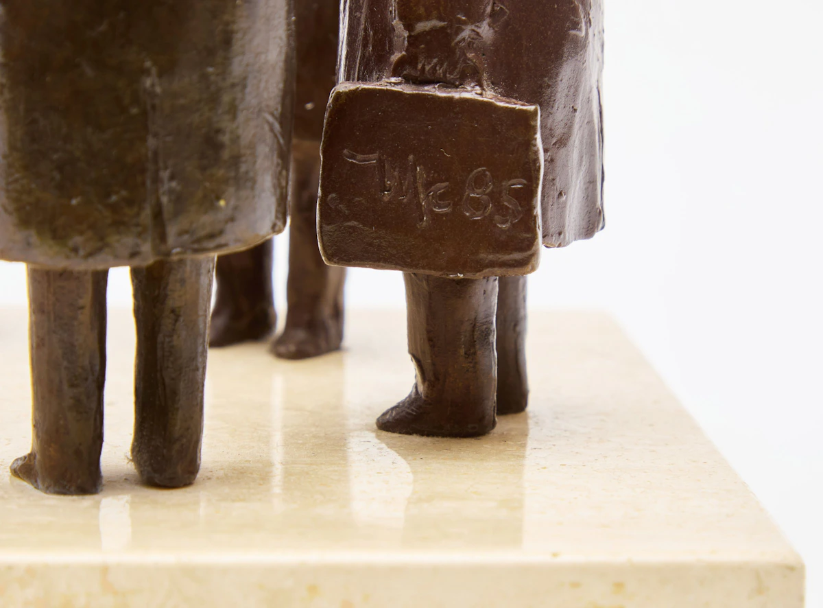 William Hodd McElcheran, Businessmen in Conversation, bronze, 1985 - view 5